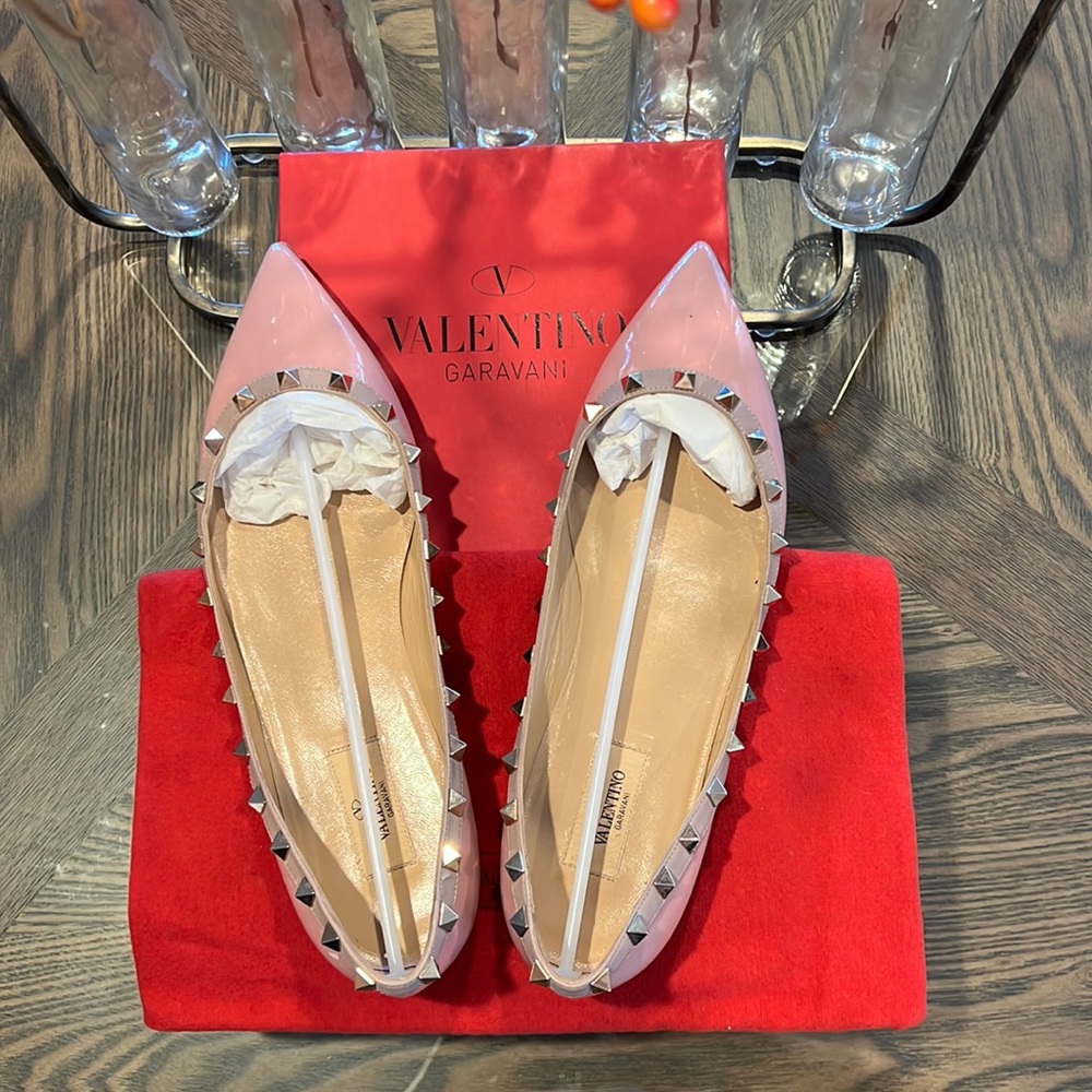Valentino Patent Rockstud  ballet flats